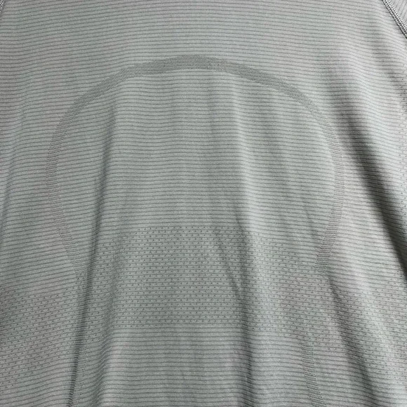 lululemon athletica White Muscle Tee - Picture 2 of 9